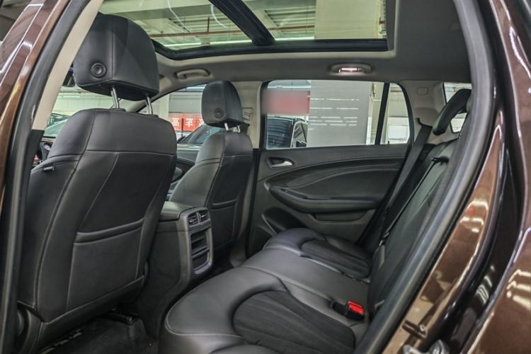 Used Buick Envision 2020 20T Two-Wheel Drive Leading Version Interior 3