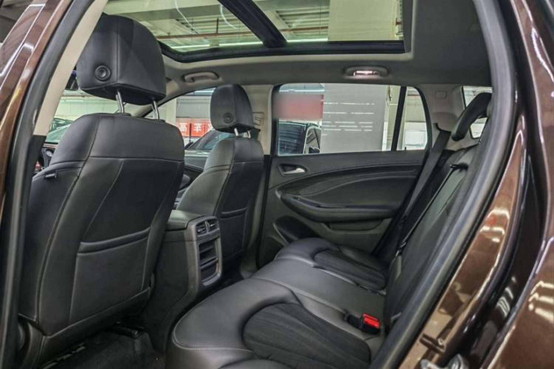 Used Buick Envision 2020 20T Two-Wheel Drive Leading Version Interior 3