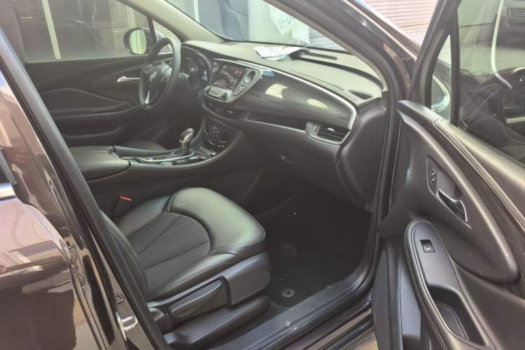Used Buick Envision 2020 20T Two-Wheel Drive Leading Version Interior 5