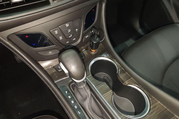 Used Buick Envision 2020 20T Two-Wheel Drive Leading Version Interior 7
