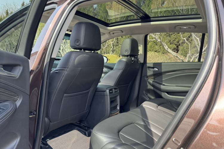 Used Buick Envision 2020 20T Two-Wheel Drive Elite Version Interior 7