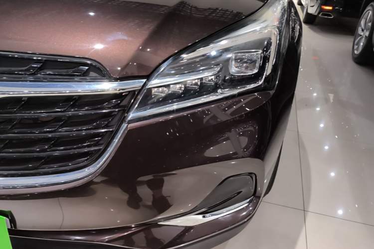 Used Buick Envision 2020 20T Two-Wheel Drive Elite Version Left Front Headlight