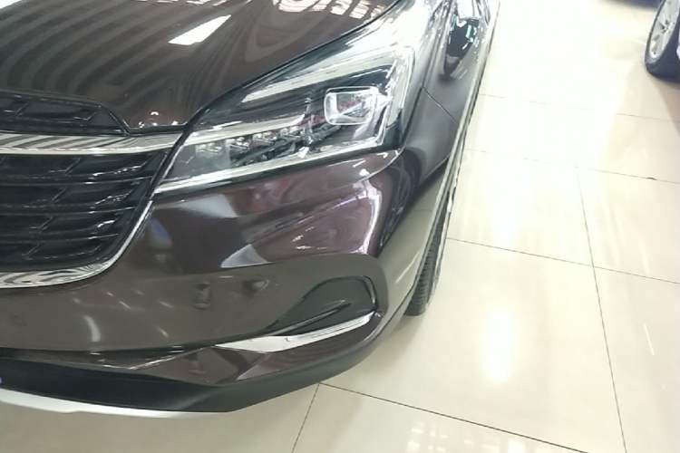 Used Buick Envision 2020 28T Four-Wheel Drive Luxury Version Left Front Headlight