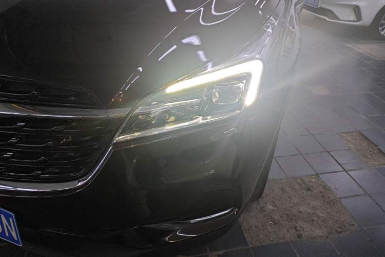 Used Buick Envision 2020 20T Two-Wheel Drive Elite Version Left Front Headlight
