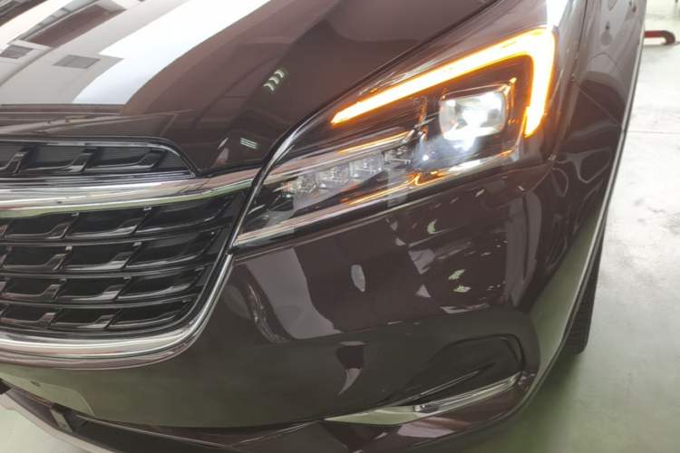 Used Buick Envision 2020 28T Four-Wheel Drive Elite Version Left Front Headlight