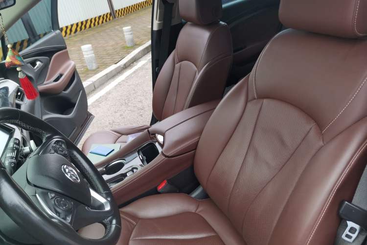 Used Buick Envision 2020 20T Two-Wheel Drive Luxury Model Left Front Seat