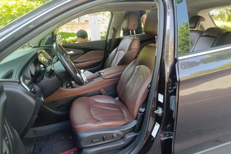 Used Buick Envision 2020 20T Two-Wheel Drive Luxury Model Left Front Seat