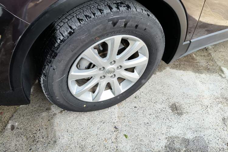 Used Buick Envision 2020 20T Two-Wheel Drive Elite Version Left Front Wheel Hub