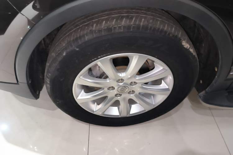 Used Buick Envision 2020 20T Two-Wheel Drive Elite Version Left Front Wheel Hub