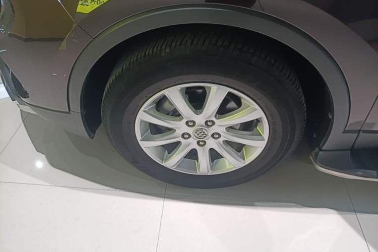 Used Buick Envision 2020 20T Two-Wheel Drive Elite Version Left Front Wheel Hub