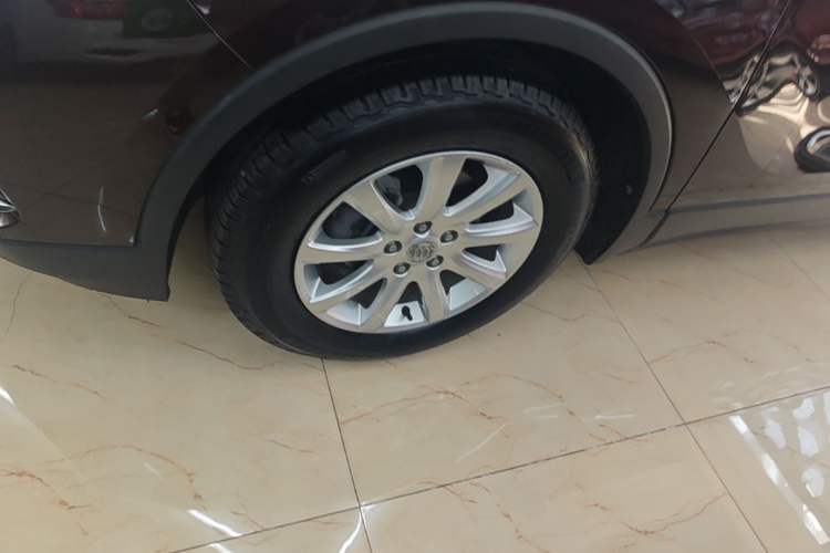 Used Buick Envision 2020 20T Two-Wheel Drive Elite Version Left Front Wheel Hub