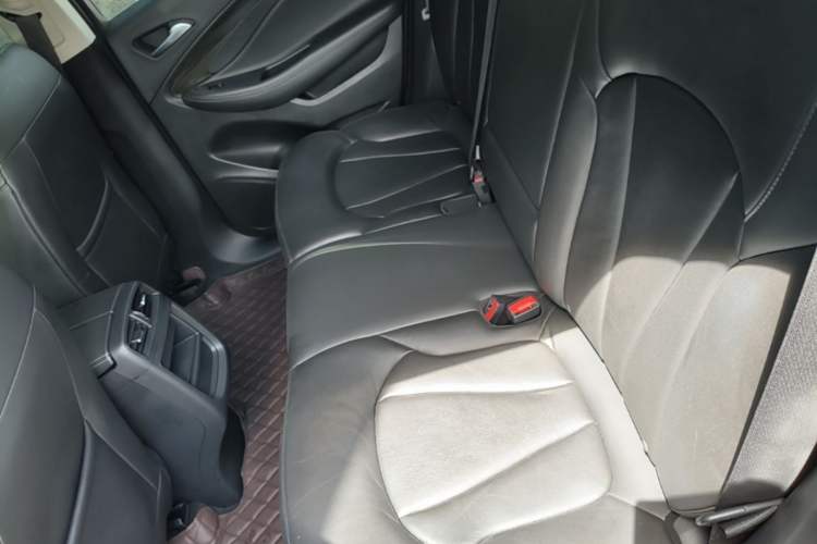 Used Buick Envision 2020 20T Two-Wheel Drive Elite Version Left Rear Seat