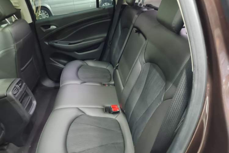 Used Buick Envision 2020 20T Two-Wheel Drive Leading Version Left Rear Seat