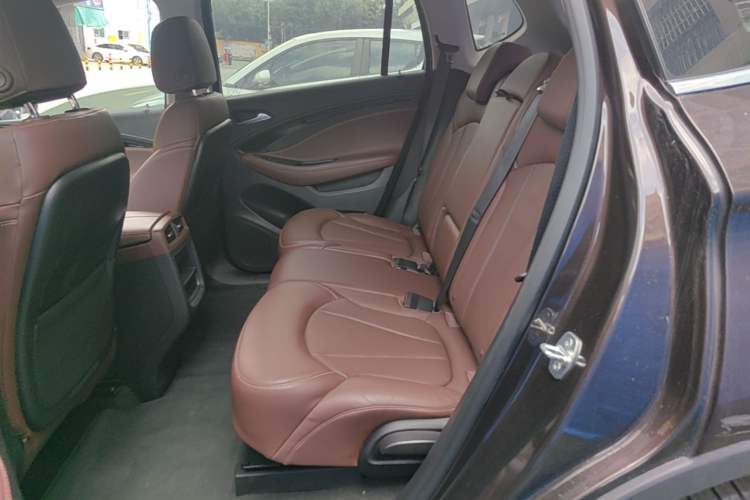 Used Buick Envision 2020 20T Two-Wheel Drive Luxury Model Left Rear Seat