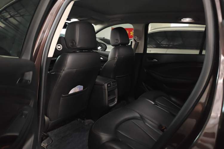 Used Buick Envision 2020 20T Two-Wheel Drive Elite Version Left Rear Seat