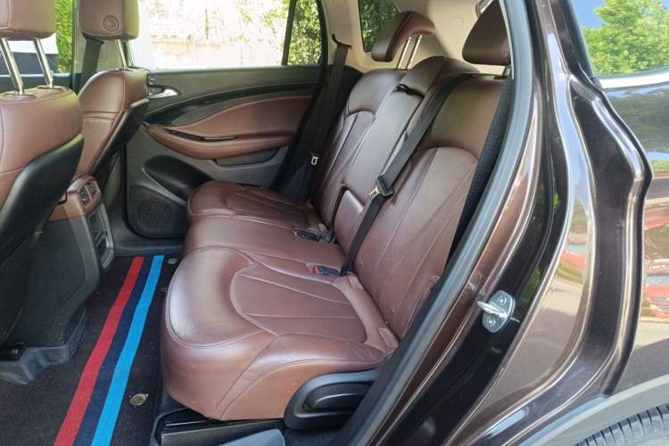 Used Buick Envision 2020 20T Two-Wheel Drive Luxury Model Left Rear Seat