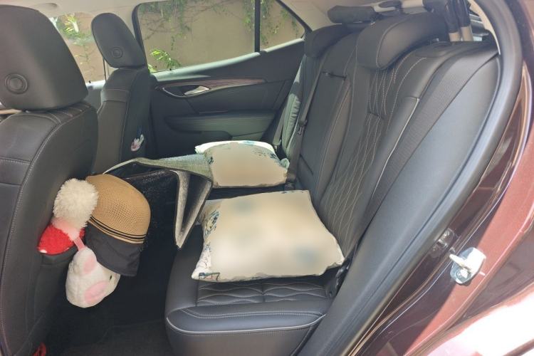 Used Buick Envision 2020 Encore S 652T All-Wheel-Drive Avenir Left Rear Seat