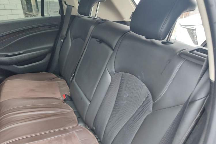 Used Buick Envision 2020 20T Two-Wheel Drive Leading Version Left Rear Seat