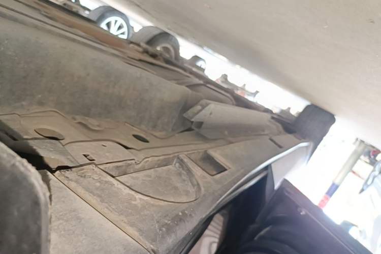 Used Buick Envision 2020 20T Two-Wheel Drive Leading Version Left Side Sill
