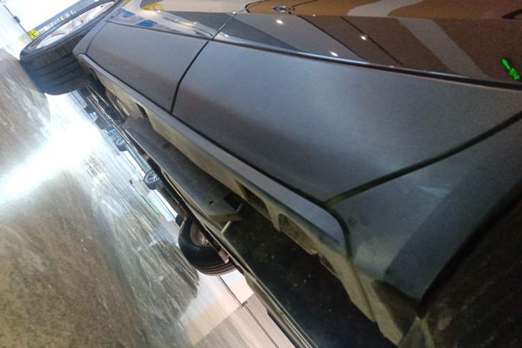 Used Buick Envision 2020 20T Two-Wheel Drive Leading Version Left Side Sill