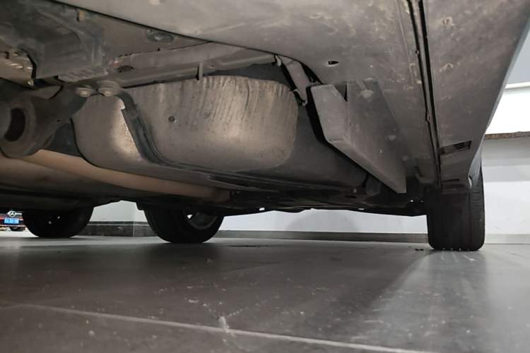 Used Buick Envision 2020 28T Four-Wheel Drive Elite Version Left Side Sill