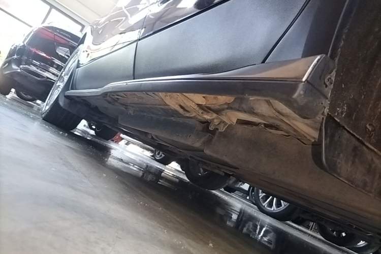 Used Buick Envision 2020 28T Four-Wheel Drive Elite Version Left Side Sill