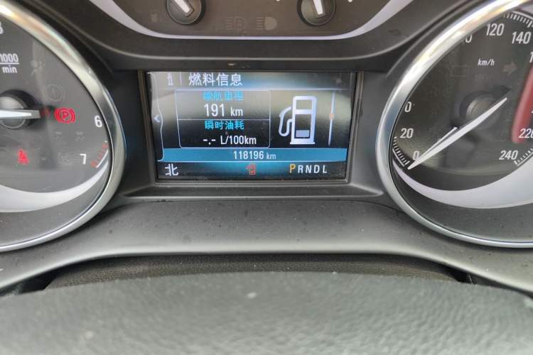 Used Buick Envision 2020 28T Four-Wheel Drive Elite Version Odometer Close Up