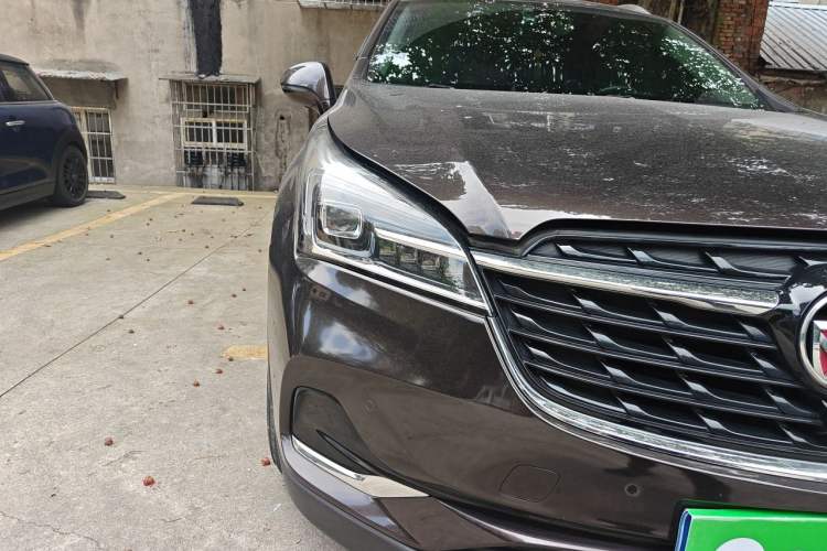 Used Buick Envision 2020 20T Two-Wheel Drive Luxury Model Right Front Headlight