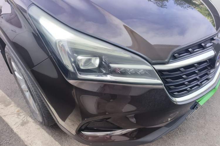 Used Buick Envision 2020 20T Two-Wheel Drive Leading Version Right Front Headlight