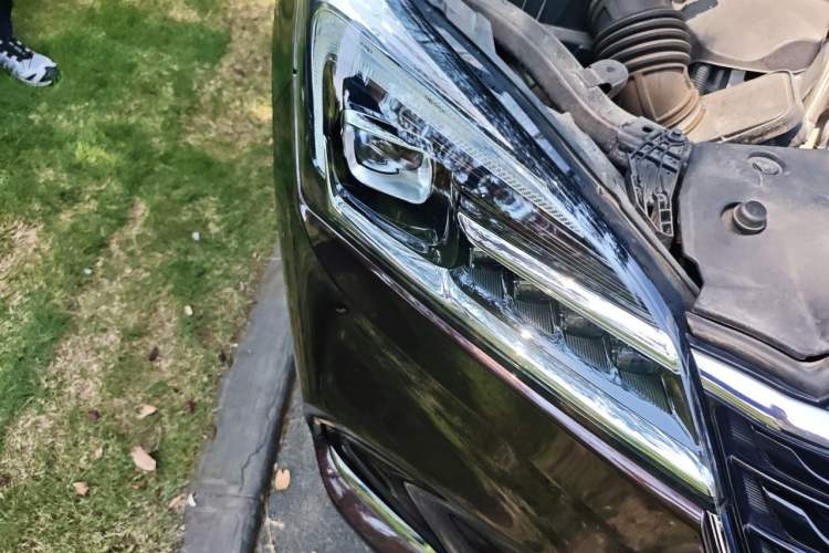 Used Buick Envision 2020 28T Four-Wheel Drive Elite Version Right Front Headlight