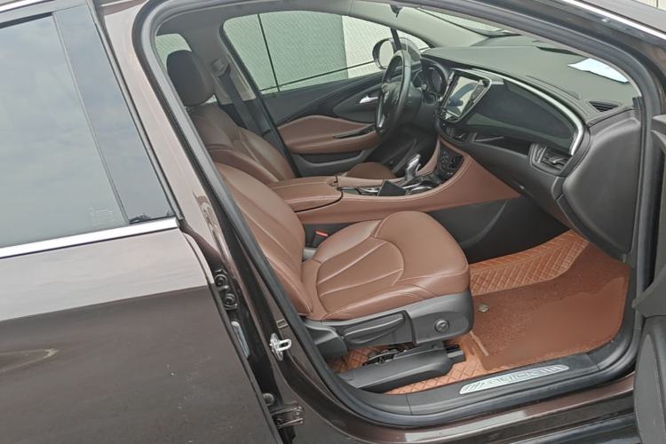 Used Buick Envision 2020 28T Four-Wheel Drive Elite Version Right Front Seat