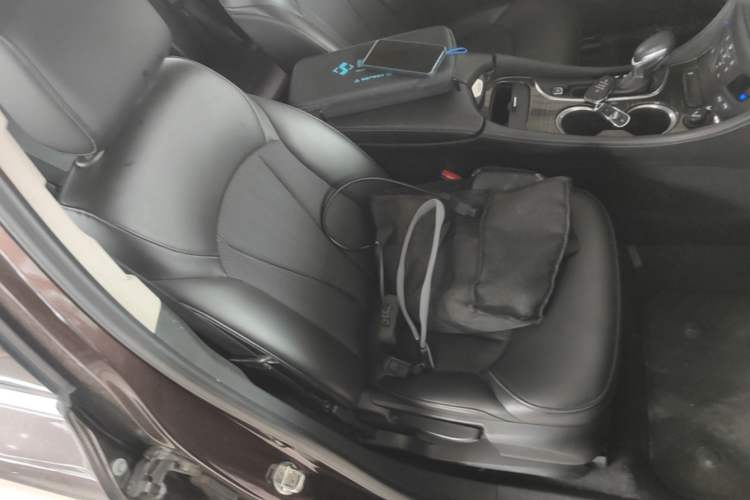 Used Buick Envision 2020 20T Two-Wheel Drive Leading Version Right Front Seat