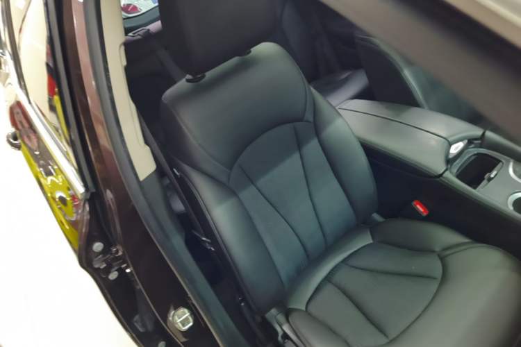 Used Buick Envision 2020 20T Two-Wheel Drive Leading Version Right Front Seat