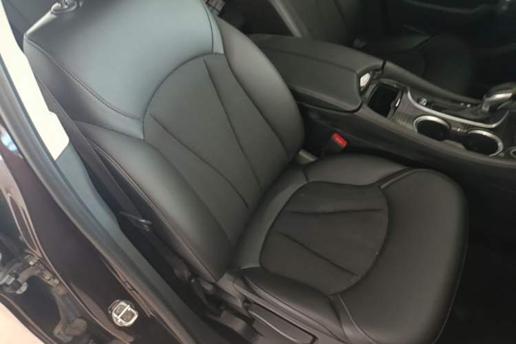 Used Buick Envision 2020 20T Two-Wheel Drive Leading Version Right Front Seat