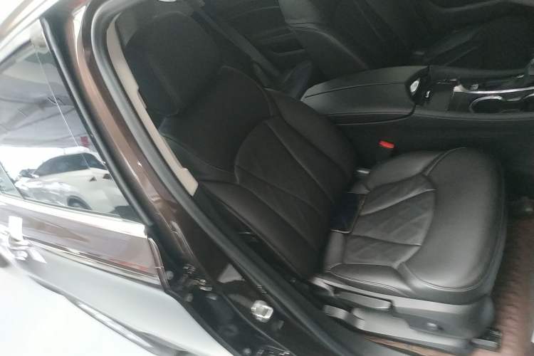 Used Buick Envision 2020 20T Two-Wheel Drive Elite Version Right Front Seat