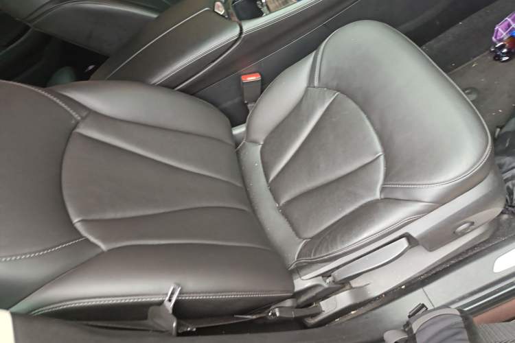 Used Buick Envision 2020 20T Two-Wheel Drive Elite Version Right Front Seat