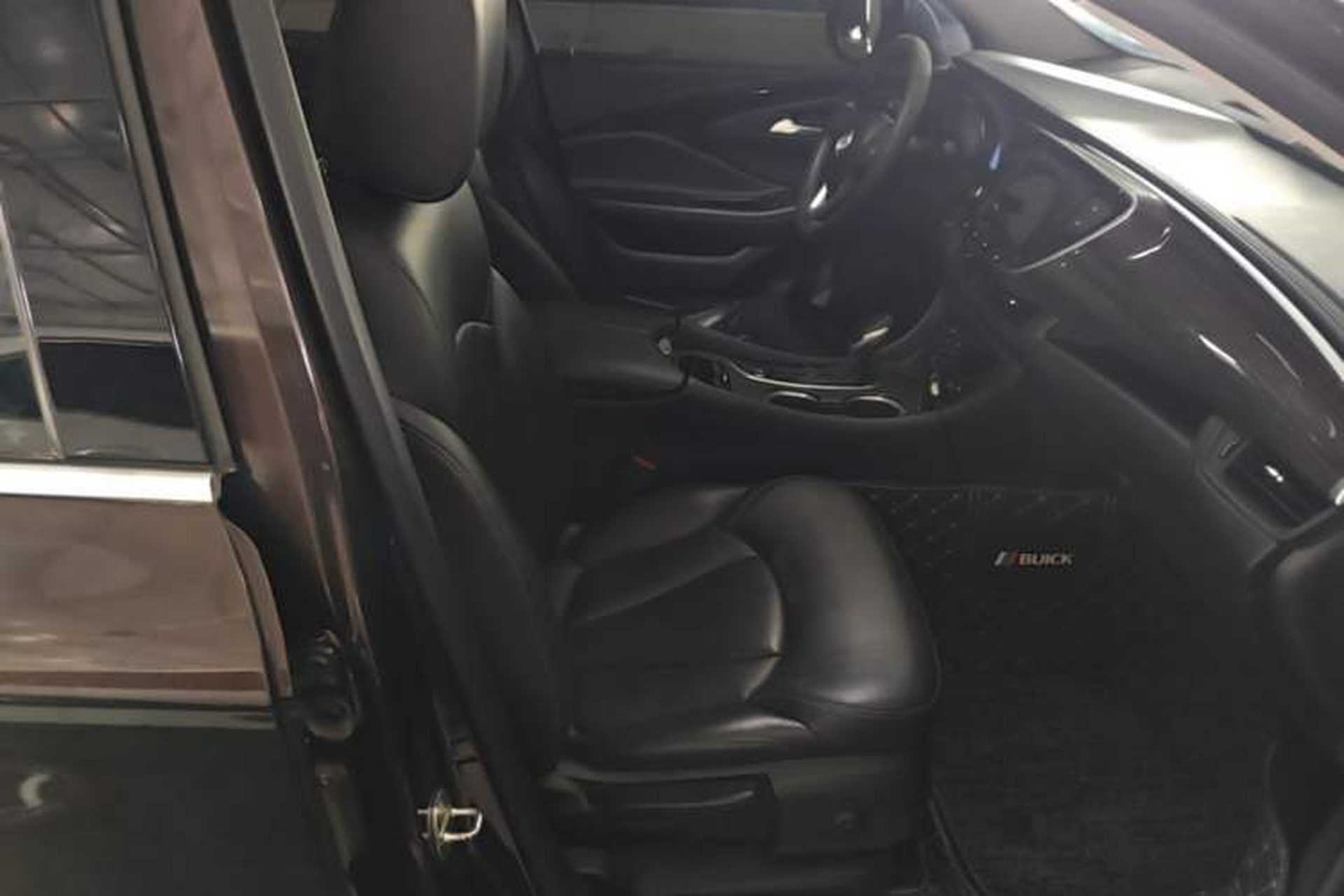 Used Buick Envision 2020 20T Two-Wheel Drive Elite Version Right Front Seat