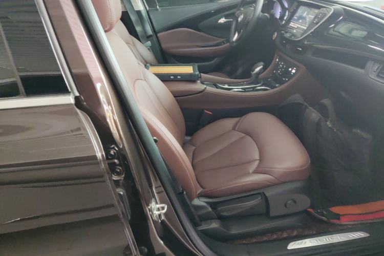Used Buick Envision 2020 20T Two-Wheel Drive Luxury Model Right Front Seat