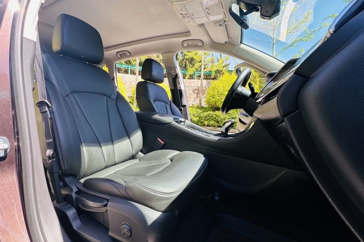 Used Buick Envision 2020 20T Two-Wheel Drive Elite Version Right Front Seat