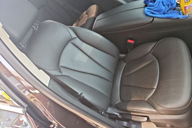 Used Buick Envision 2020 20T Two-Wheel Drive Elite Version Right Front Seat