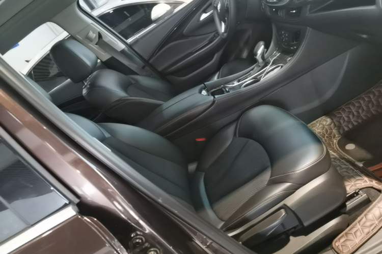 Used Buick Envision 2020 20T Two-Wheel Drive Leading Version Right Front Seat