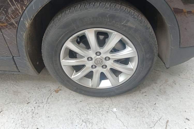 Used Buick Envision 2020 20T Two-Wheel Drive Luxury Model Right Front Wheel Hub
