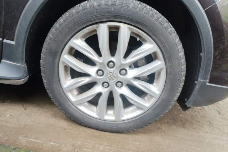 Used Buick Envision 2020 28T Four-Wheel Drive Elite Version Right Front Wheel Hub