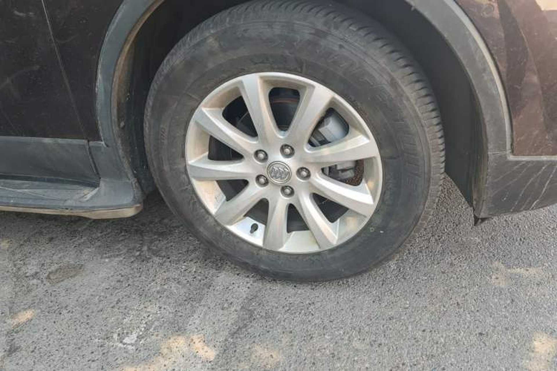 Used Buick Envision 2020 20T Two-Wheel Drive Luxury Model Right Front Wheel Hub