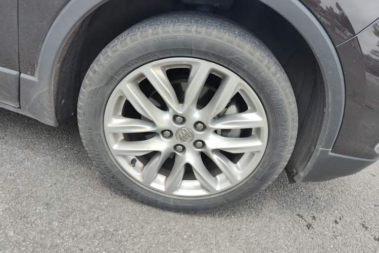 Used Buick Envision 2020 28T Four-Wheel Drive Elite Version Right Front Wheel Hub