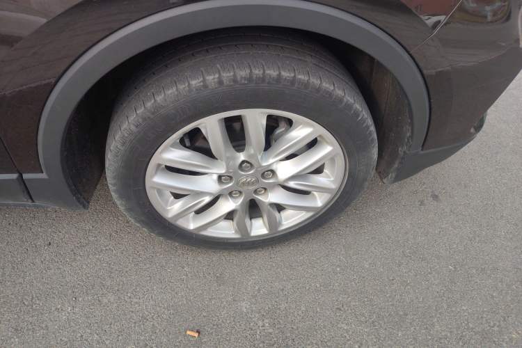 Used Buick Envision 2020 28T Four-Wheel Drive Elite Version Right Front Wheel Hub