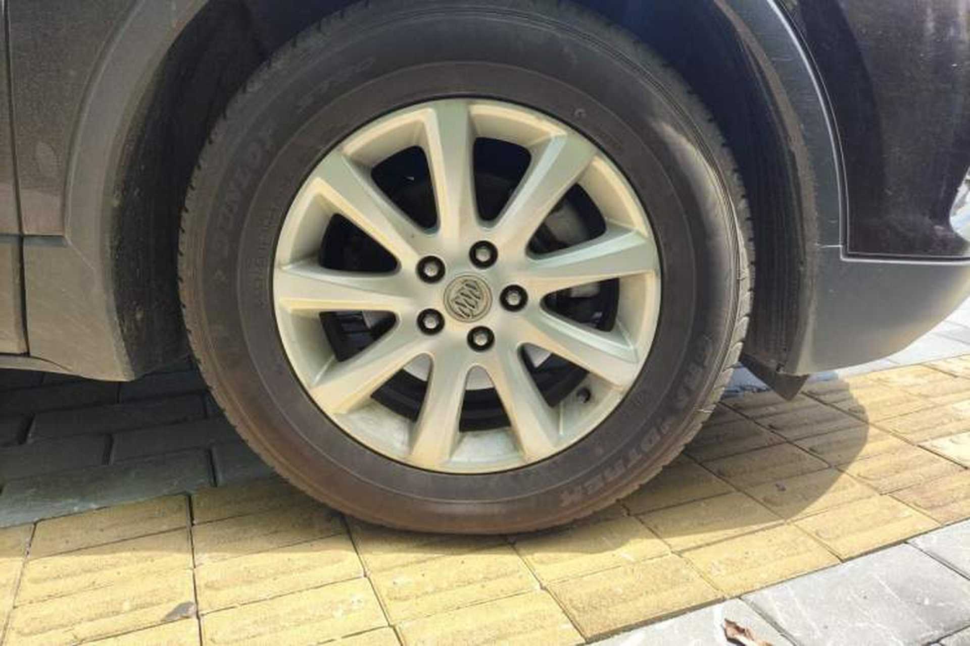 Used Buick Envision 2020 20T Two-Wheel Drive Leading Version Right Front Wheel Hub