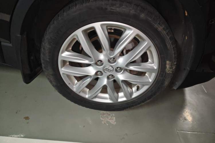Used Buick Envision 2020 28T Four-Wheel Drive Luxury Version Right Front Wheel Hub