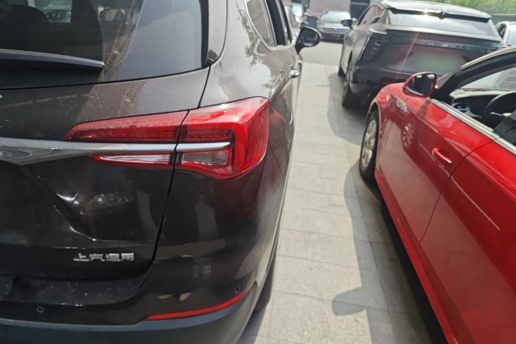 Used Buick Envision 2020 20T Two-Wheel Drive Luxury Model Right Rear Taillight