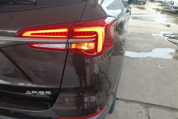Used Buick Envision 2020 28T Four-Wheel Drive Elite Version Right Rear Taillight